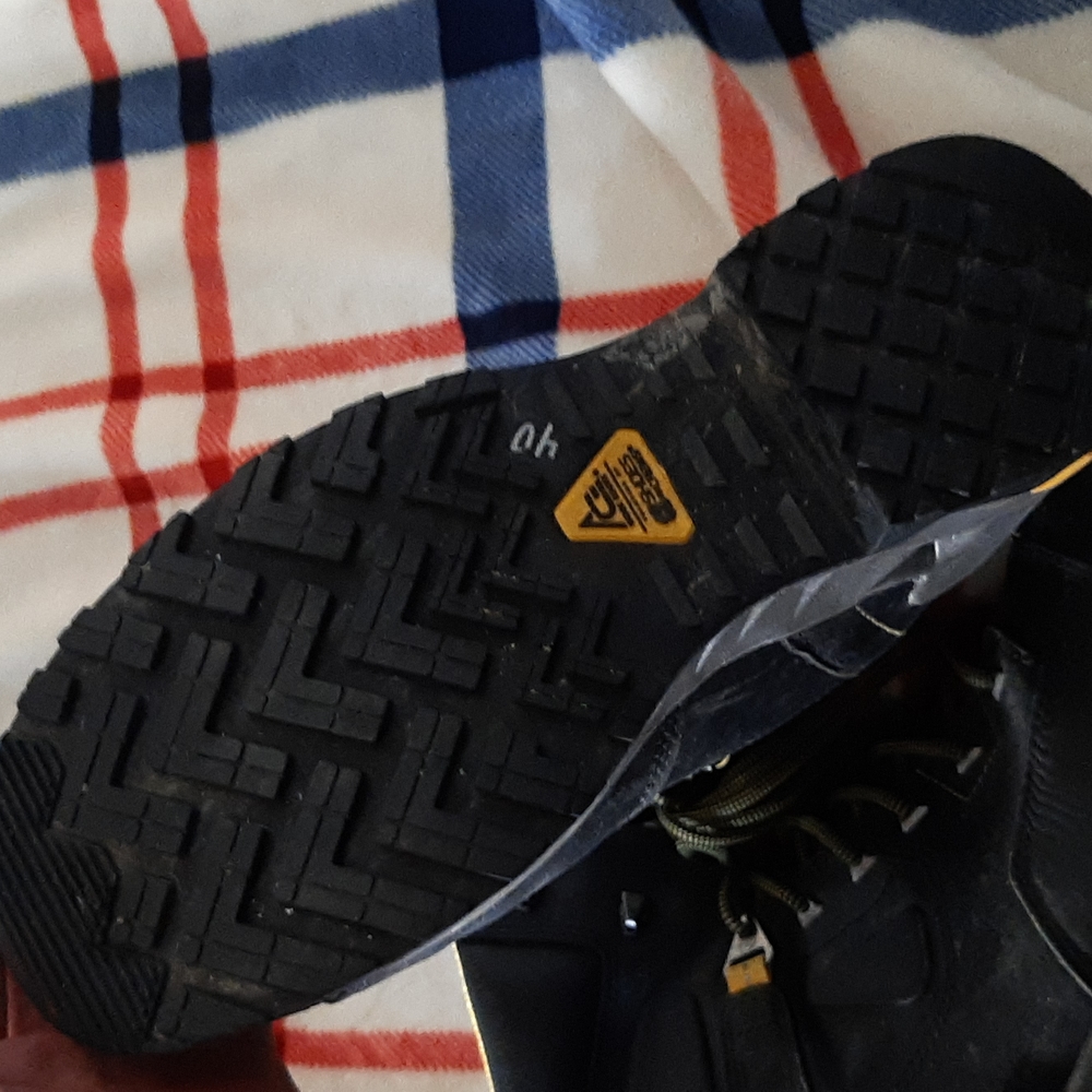 boots - Picture 5 of 5